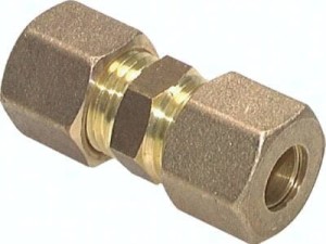 Złączka prosta skręcana przelotowa 18 mm do rurek miedzianych         